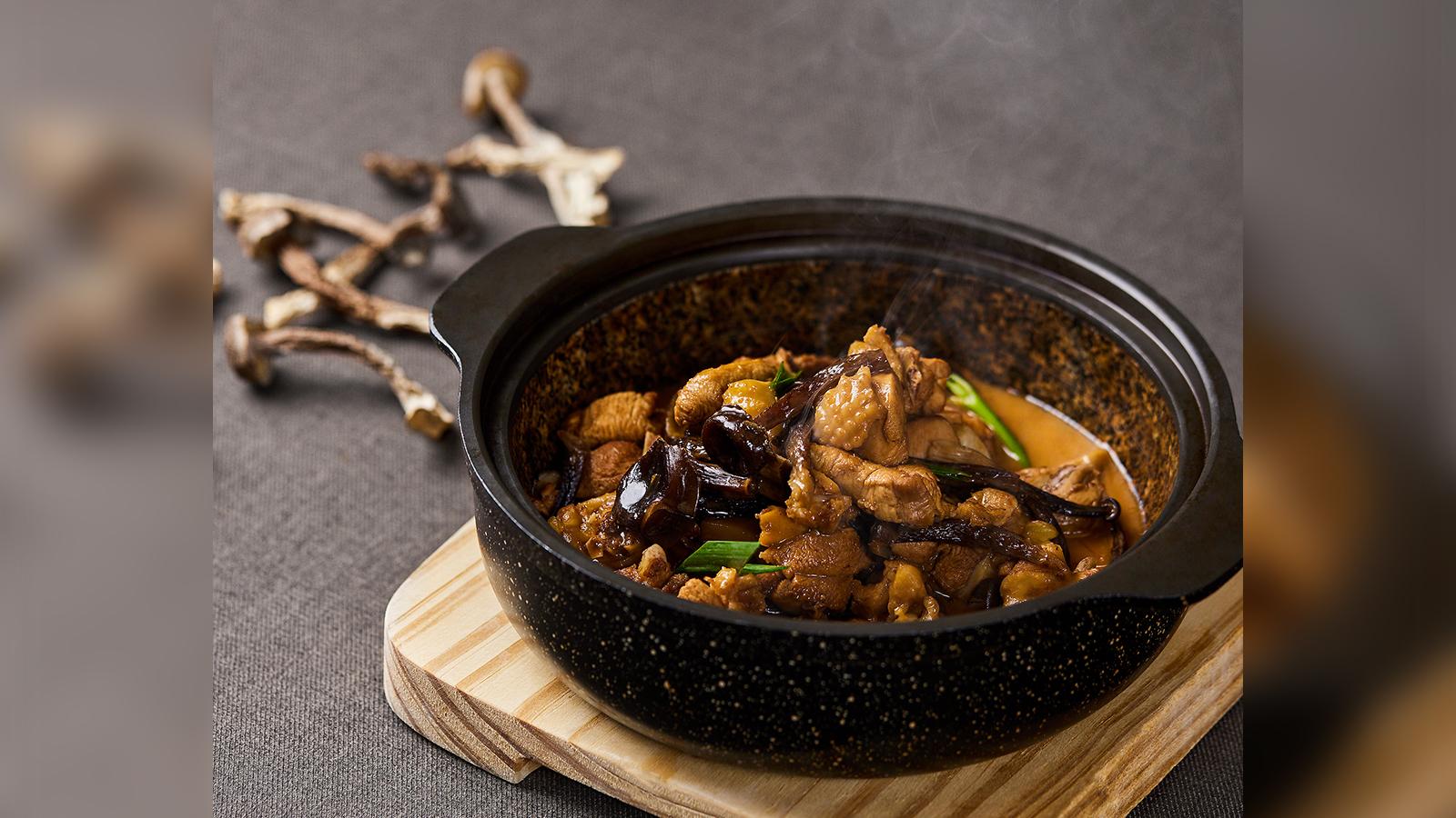 赞巴·明境酒店·禑食餐厅 参考图 1