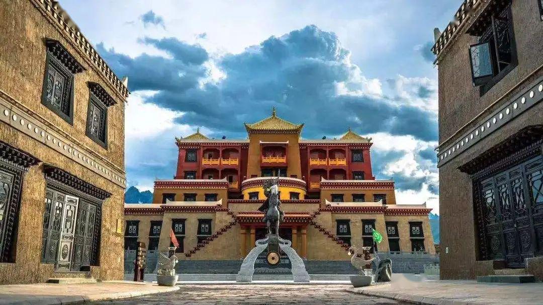 甘孜格萨尔王城特色商品区 参考图 1